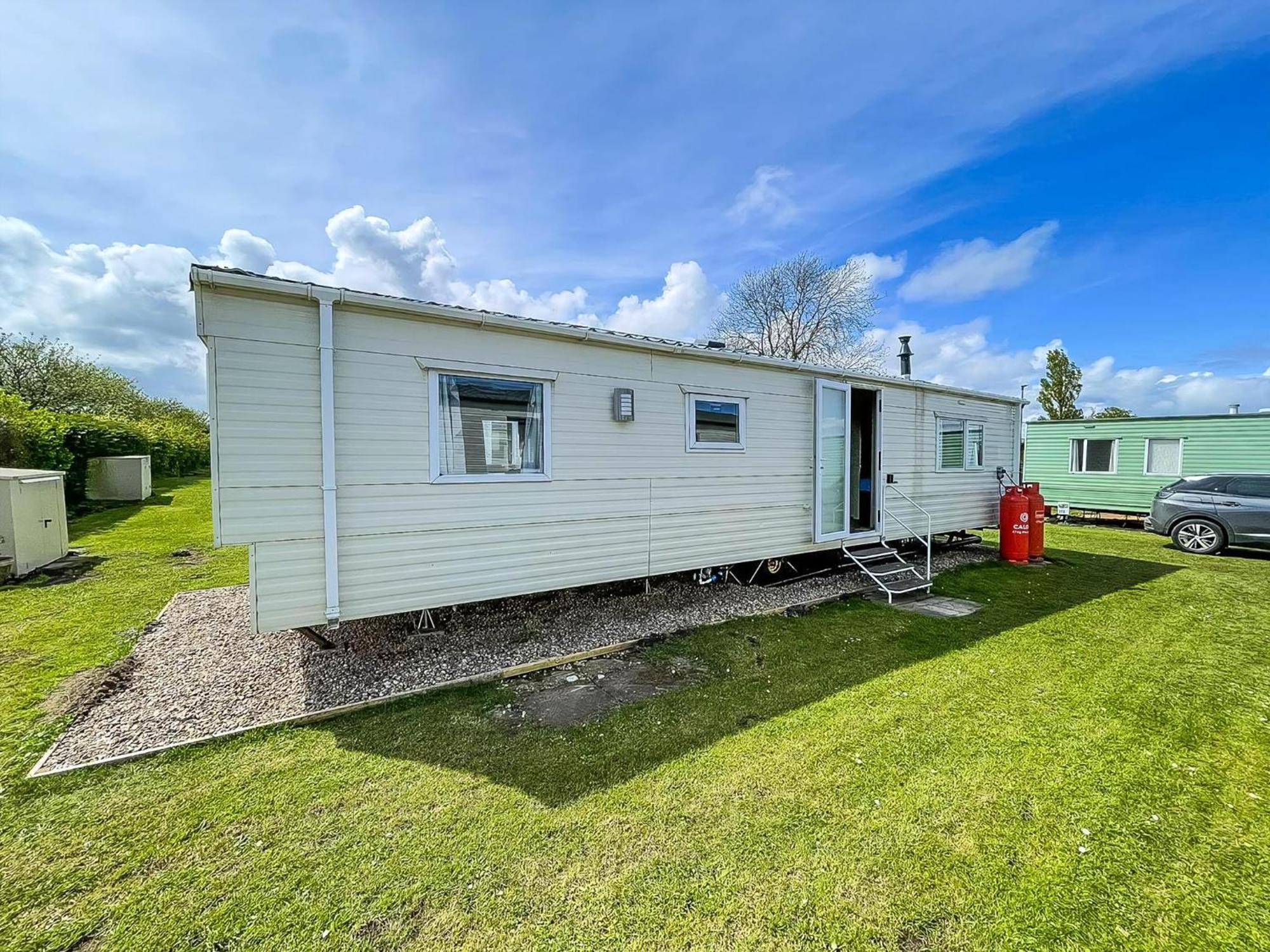Lovely 6 Berth Caravan At Sunnydale Holiday Park Ref 35375S Louth  Buitenkant foto