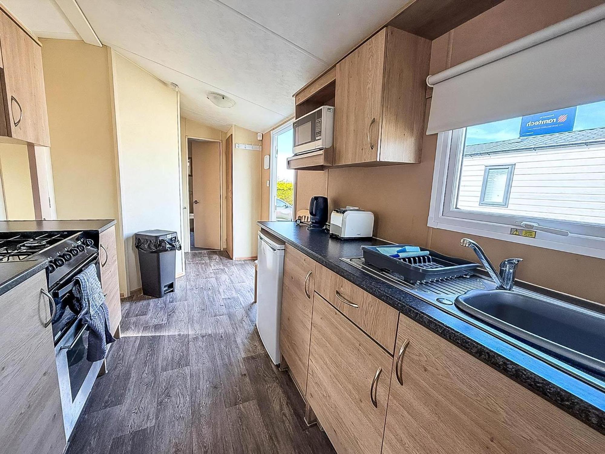 Lovely 6 Berth Caravan At Sunnydale Holiday Park Ref 35375S Louth  Buitenkant foto